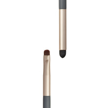 Load image into Gallery viewer, Smudge Eye Brush