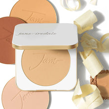 Load image into Gallery viewer, PurePressed® Base Mineral Foundation SPF 20/15